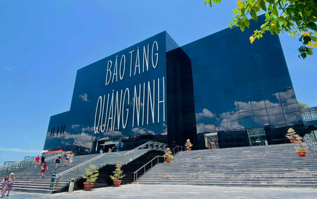 chơi gì ở Hạ Long