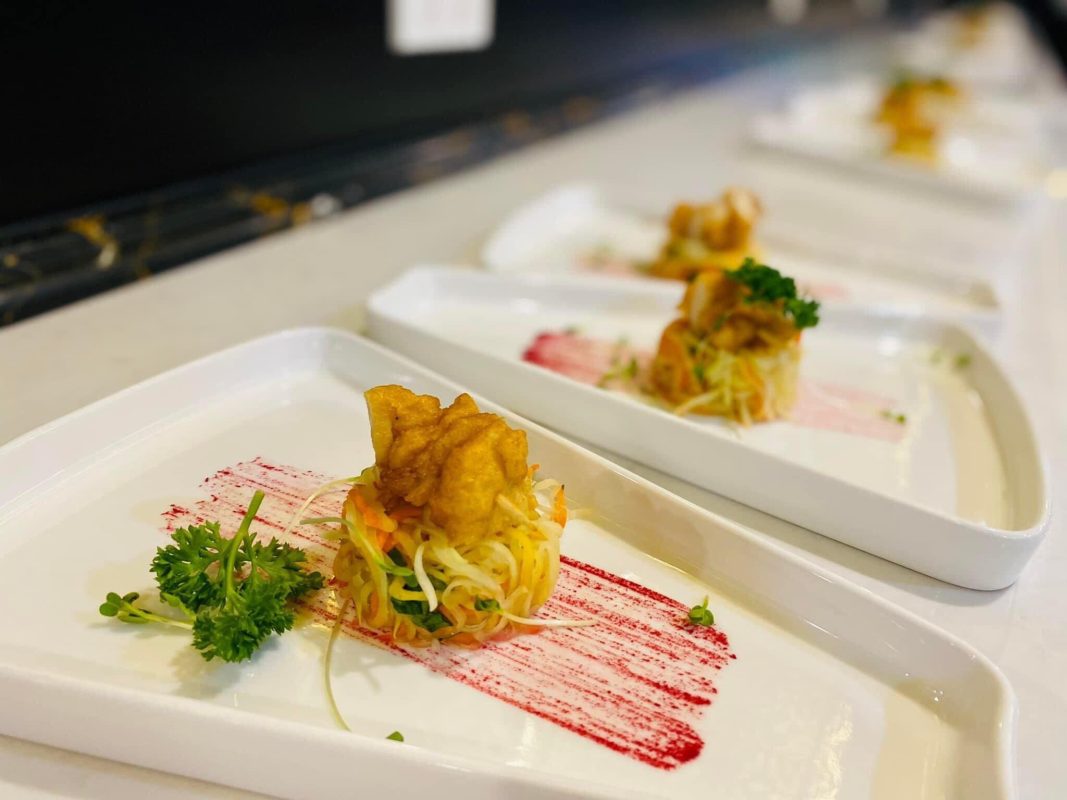 giá du thuyền Hạ Long