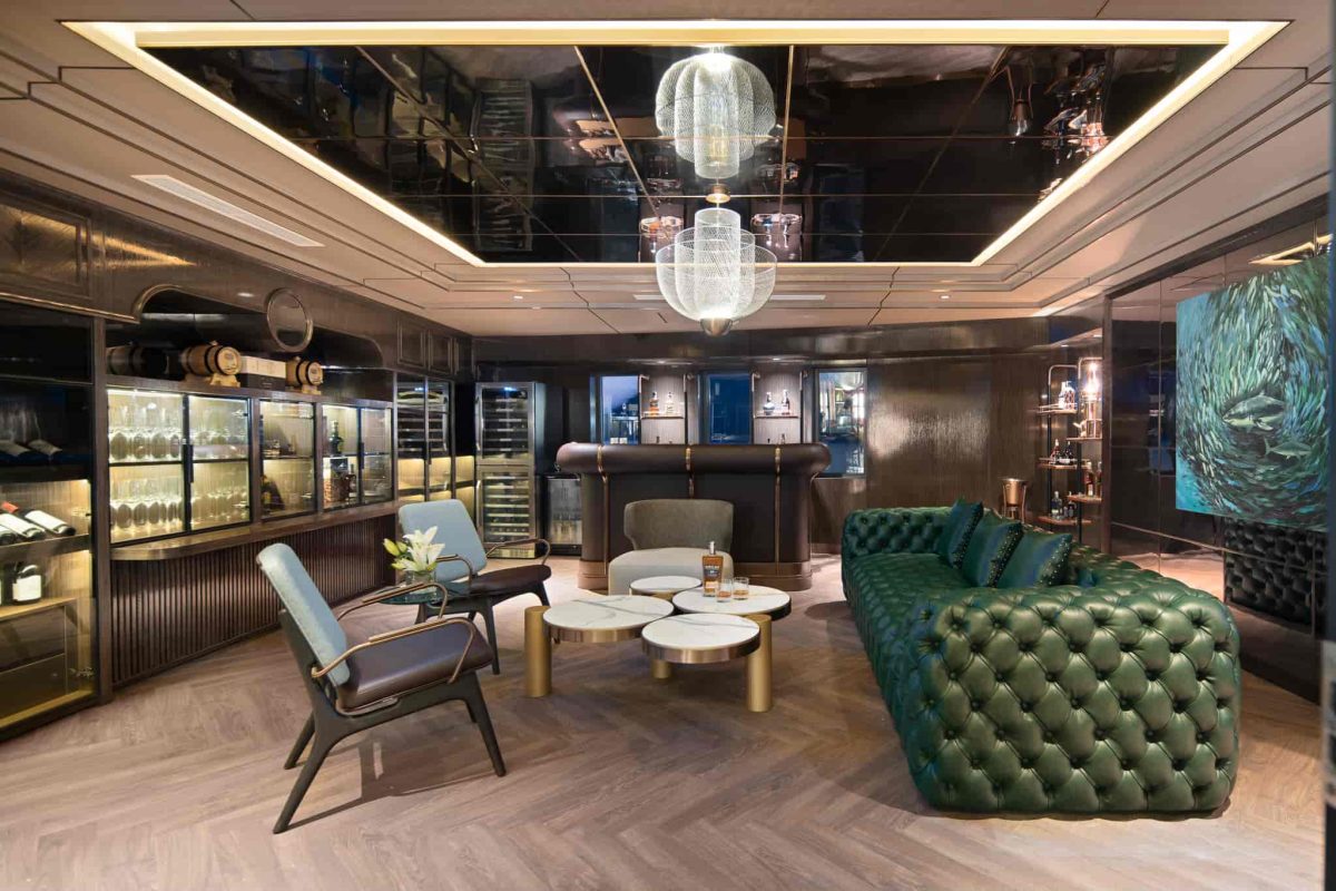 hút thuốc lá trên du thuyền