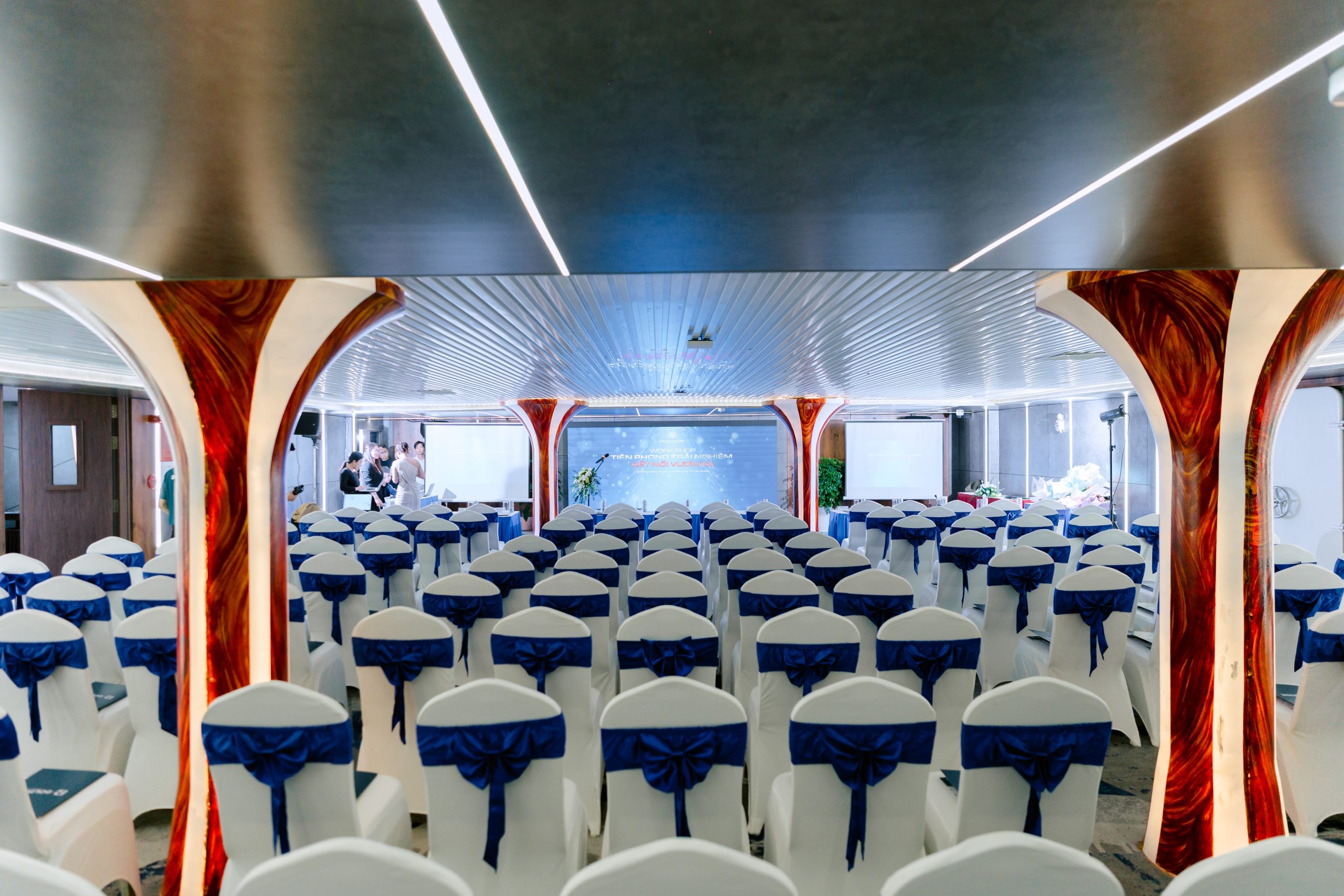 DU THUYỀN DOLPHIN - Ảnh 16