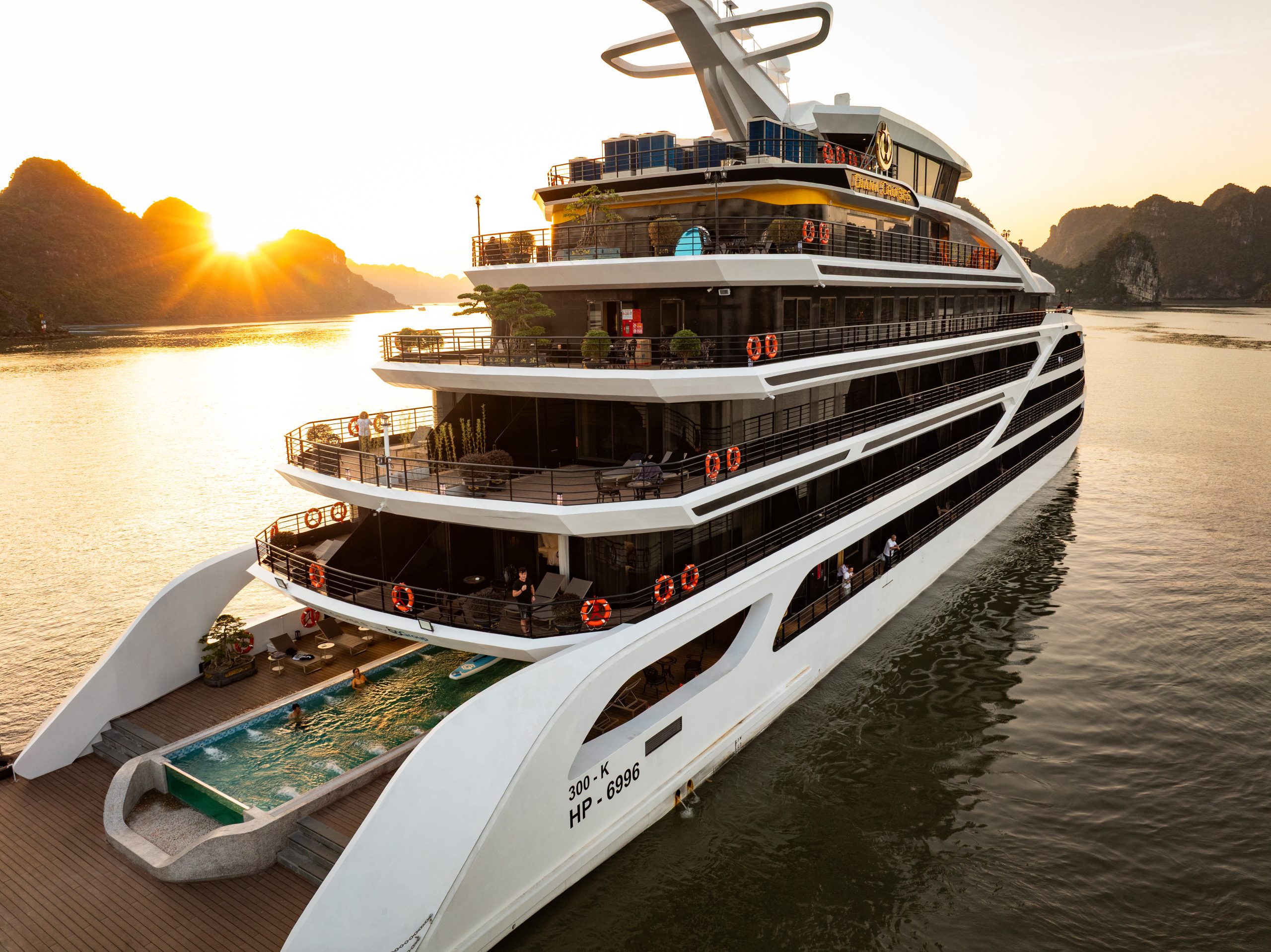 DU THUYỀN DIANA - Ảnh 23