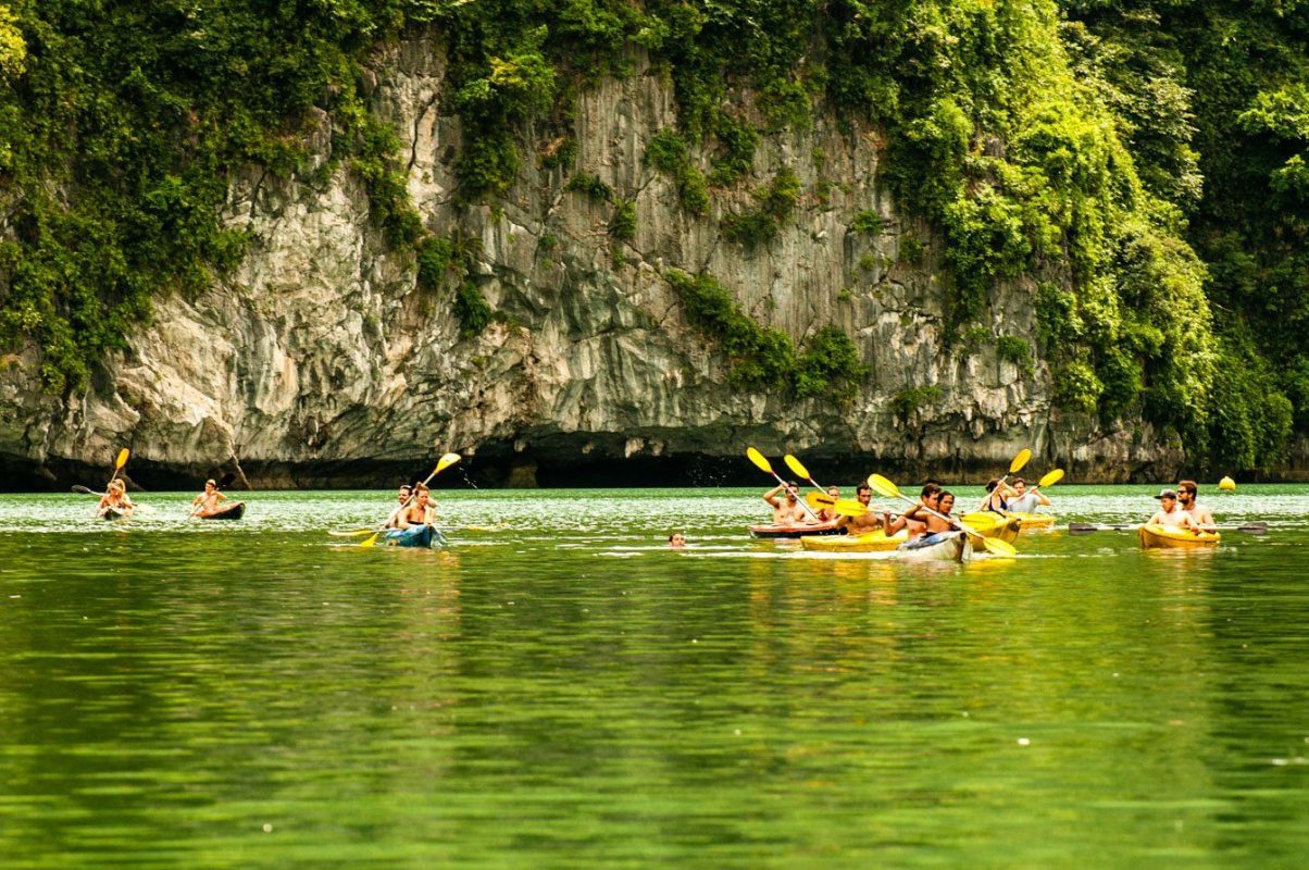 tour vịnh Lan Hạ 1 ngày